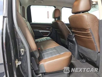 Zdjęcie 10 z 13 samochodu: 2016 NISSAN TITAN XD PLATINUM RESERVE VIN:1N6BA1F21GN504720 - miniatura