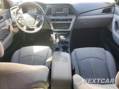 Zdjęcie 8 z 12 samochodu: 2017 HYUNDAI SONATA SE VIN:5NPE24AF0HH581878 - miniatura