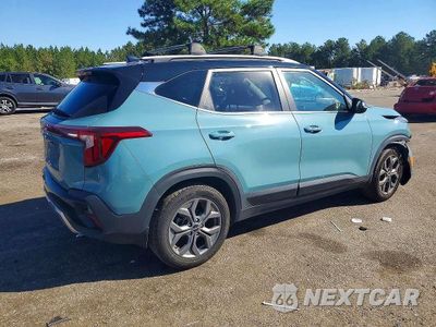 Trzecie zdjęcie samochodu z tyłu: 2024 KIA SELTOS S VIN:KNDEU2AA4R7578202 - miniatura