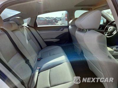 Zdjęcie 10 z 12 samochodu: 2018 HONDA ACCORD EX VIN:1HGCV1F4XJA106371 - miniatura