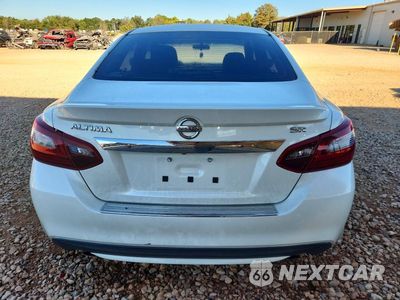Zdjęcie 6 z 12 samochodu: 2017 NISSAN ALTIMA 2.5 SR VIN:1N4AL3AP7HC161518 - miniatura