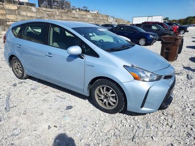 Czwarte zdjęcie samochodu z boku: 2015 TOYOTA PRIUS V TWO VIN:JTDZN3EU2FJ038564 - miniatura