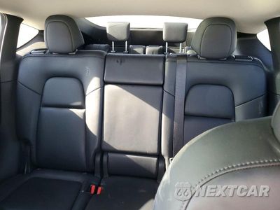 Zdjęcie 10 z 14 samochodu: 2022 TESLA MODEL Y VIN:7SAYGAEE9NF490751 - miniatura