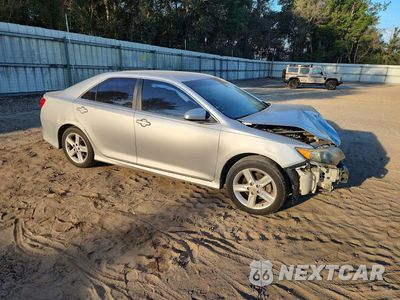 Czwarte zdjęcie samochodu z boku: 2014 TOYOTA CAMRY SE VIN:4T1BF1FKXEU365769 - miniatura