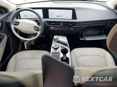 Zdjęcie 8 z 14 samochodu: 2023 KIA EV6 WIND VIN:KNDC3DLCXP5104574 - miniatura