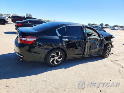 Trzecie zdjęcie samochodu z tyłu: 2017 HONDA ACCORD LX VIN:1HGCR2F3XHA212850 - miniatura