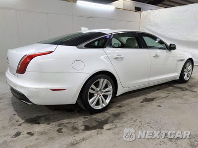 Trzecie zdjęcie samochodu z tyłu: 2016 JAGUAR XJL PORTFOLIO VIN:SAJWA2G75G8V99089 - miniatura