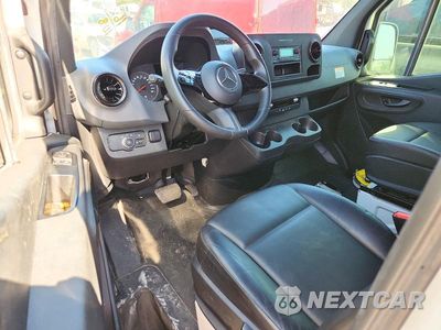 Zdjęcie 8 z 13 samochodu: 2025 MERCEDES-BENZ SPRINTER 2500 VAN VIN:W1Y4KCHY9SP752650 - miniatura