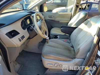 Zdjęcie 7 z 13 samochodu: 2013 TOYOTA SIENNA XLE 7-PASSENGER VIN:5TDDK3DC7DS061656 - miniatura
