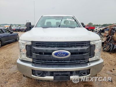 Piąte zdjęcie samochodu w środku: 2019 FORD F250 SUPER DUTY VIN:1FTBF2A67KED56215 - miniatura