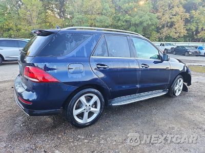 Trzecie zdjęcie samochodu z tyłu: 2016 MERCEDES-BENZ GLE 350 4MATIC VIN:4JGDA5HB2GA693199 - miniatura