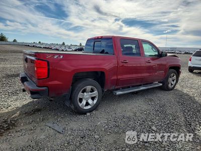 Trzecie zdjęcie samochodu z tyłu: 2018 CHEVROLET SILVERADO K1500 LT VIN:3GCUKREC6JG161131 - miniatura