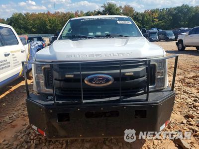 Piąte zdjęcie samochodu w środku: 2019 FORD F250 SUPER DUTY VIN:1FT7X2B68KED86406 - miniatura