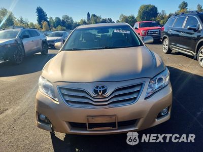 Piąte zdjęcie samochodu w środku: 2010 TOYOTA CAMRY XLE VIN:4T1BF3EK5AU115170 - miniatura