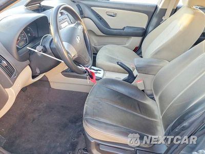 Zdjęcie 7 z 12 samochodu: 2010 HYUNDAI ELANTRA GLS VIN:KMHDU4AD5AU903099 - miniatura