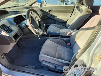 Zdjęcie 7 z 12 samochodu: 2008 HONDA CIVIC EX VIN:1HGFA15878L063801 - miniatura