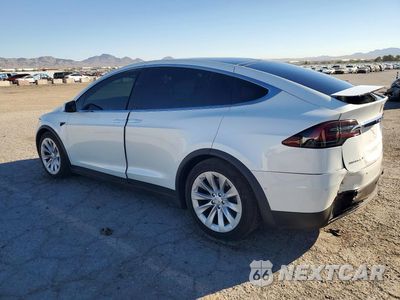Drugie zdjęcie samochodu z przodu: 2018 TESLA MODEL X VIN:5YJXCBE26JF143484 - miniatura