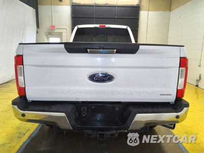 Zdjęcie 6 z 13 samochodu: 2017 FORD F250 SUPER DUTY VIN:1FT7W2B62HEE52900 - miniatura