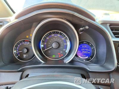 Zdjęcie 9 z 12 samochodu: 2016 HONDA FIT EX VIN:JHMGK5H75GS011421 - miniatura