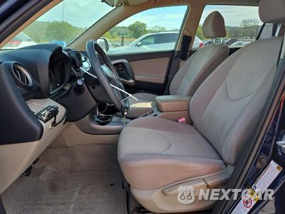 Zdjęcie 7 z 13 samochodu: 2007 TOYOTA RAV4 BASE VIN:JTMZD33V676045861 - miniatura