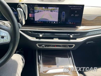 Zdjęcie 10 z 10 samochodu: 2024 BMW X7 XDRIVE40I VIN:5UX23EM00R9S52720 - miniatura