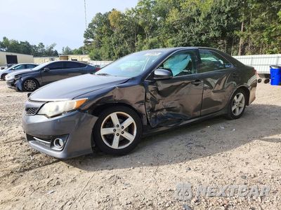 2014 TOYOTA CAMRY SE 4T1BF1FK2EU467776 - główne zdjęcie licytacji z USA - miniatura