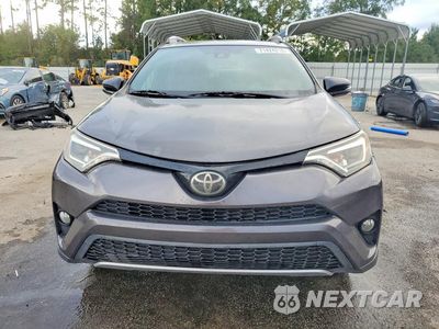 Piąte zdjęcie samochodu w środku: 2017 TOYOTA RAV4 SE VIN:2T3NFREV0HW358607 - miniatura