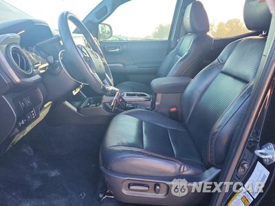 Zdjęcie 7 z 13 samochodu: 2021 TOYOTA TACOMA TRD PRO VIN:5TFCZ5AN9MX264891 - miniatura