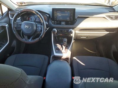 Zdjęcie 8 z 14 samochodu: 2020 TOYOTA RAV4 LE VIN:2T3F1RFV0LW134103 - miniatura