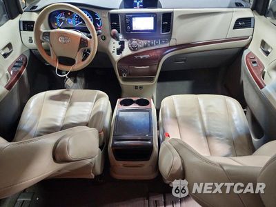 Zdjęcie 8 z 14 samochodu: 2013 TOYOTA SIENNA XLE 8-PASSENGER VIN:5TDYK3DCXDS387484 - miniatura