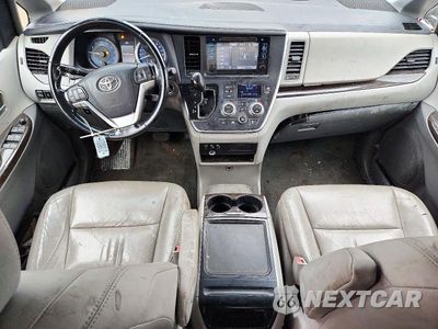 Zdjęcie 8 z 13 samochodu: 2016 TOYOTA SIENNA XLE 7-PASSENGER VIN:5TDDK3DCXGS134359 - miniatura
