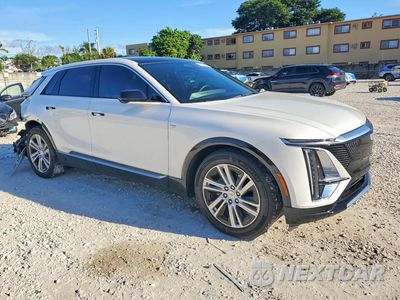 Czwarte zdjęcie samochodu z boku: 2024 CADILLAC LYRIQ TECH VIN:1GYKPMRK3RZ142510 - miniatura