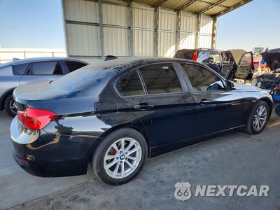 Trzecie zdjęcie samochodu z tyłu: 2018 BMW 320 I VIN:WBA8E1G54JNU90522 - miniatura