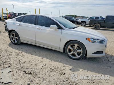 Czwarte zdjęcie samochodu z boku: 2015 FORD FUSION SE VIN:3FA6P0H92FR125993 - miniatura