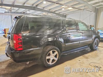 Trzecie zdjęcie samochodu z tyłu: 2013 CHEVROLET SUBURBAN K1500 LTZ VIN:1GNSKKE76DR294582 - miniatura