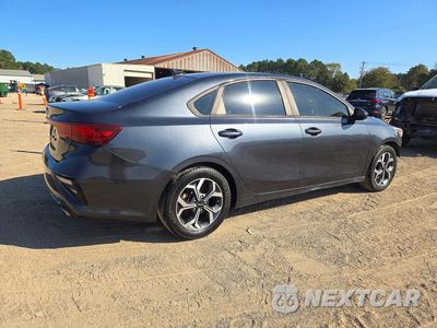 Trzecie zdjęcie samochodu z tyłu: 2019 KIA FORTE LXS VIN:3KPF24AD4KE076389 - miniatura