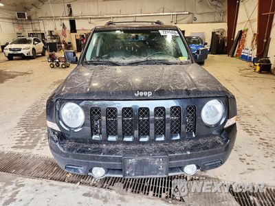 Piąte zdjęcie samochodu w środku: 2016 JEEP PATRIOT LATITUDE VIN:1C4NJRFB0GD670585 - miniatura