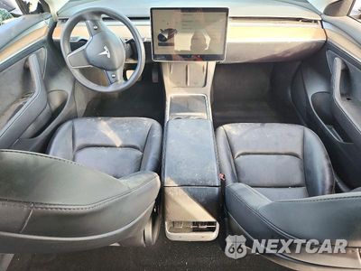 Zdjęcie 8 z 12 samochodu: 2023 TESLA MODEL 3 VIN:5YJ3E1EA2PF706534 - miniatura