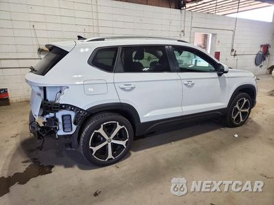 Trzecie zdjęcie samochodu z tyłu: 2025 VOLKSWAGEN TAOS SEL VIN:3VV4C7B26SM058079 - miniatura