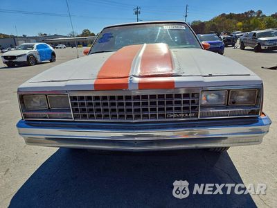 Piąte zdjęcie samochodu w środku: 1983 CHEVROLET EL CAMINO VIN:1GCCW80H0DR192411 - miniatura