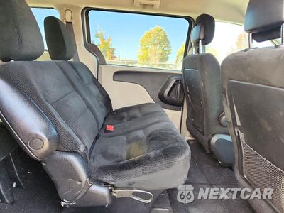 Zdjęcie 11 z 13 samochodu: 2017 DODGE GRAND CARAVAN SE VIN:2C4RDGBG4HR563388 - miniatura