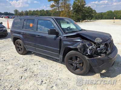 Czwarte zdjęcie samochodu z boku: 2014 JEEP PATRIOT SPORT VIN:1C4NJPBA5ED890397 - miniatura