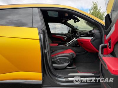 Piąte zdjęcie samochodu w środku: 2019 LAMBORGHINI URUS VIN:ZPBUA1ZL5KLA02127 - miniatura