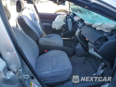 Zdjęcie 7 z 12 samochodu: 2005 TOYOTA PRIUS BASE VIN:JTDKB20U453000543 - miniatura
