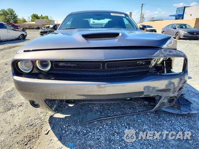 Piąte zdjęcie samochodu w środku: 2019 DODGE CHALLENGER R/T VIN:2C3CDZBT5KH504074 - miniatura