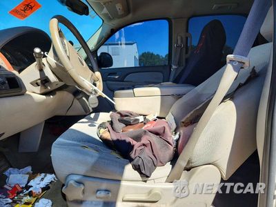 Zdjęcie 7 z 12 samochodu: 2008 GMC YUKON VIN:1GKFC13CX8R231156 - miniatura