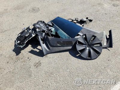 Zdjęcie 12 z 13 samochodu: 2024 TESLA MODEL 3 VIN:5YJ3E1EB6RF814201 - miniatura
