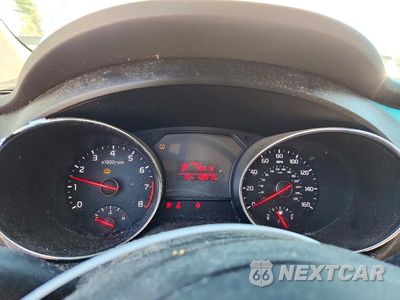 Zdjęcie 9 z 13 samochodu: 2016 KIA SEDONA L VIN:KNDMA5C14G6149728 - miniatura