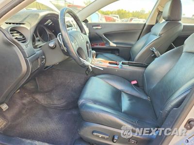 Zdjęcie 7 z 12 samochodu: 2007 LEXUS IS 250 VIN:JTHCK262X75011899 - miniatura