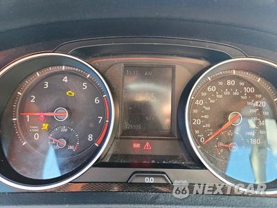 Zdjęcie 9 z 13 samochodu: 2017 VOLKSWAGEN GTI S VIN:3VW5T7AU2HM069219 - miniatura